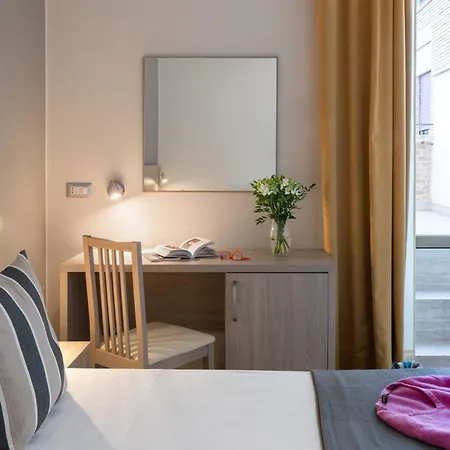 Ξενοδοχείο Domus Pacis 3*