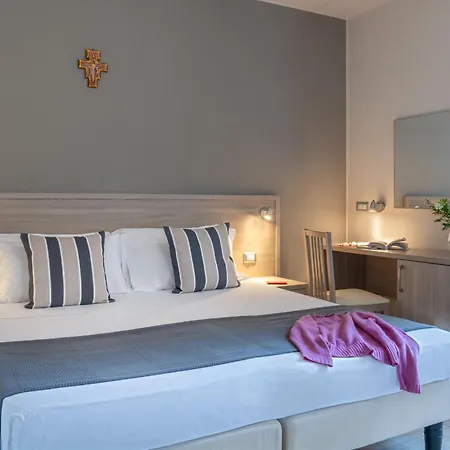 Hotel Domus Pacis