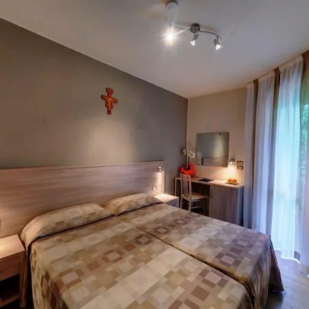 Hotel Domus Pacis Asís