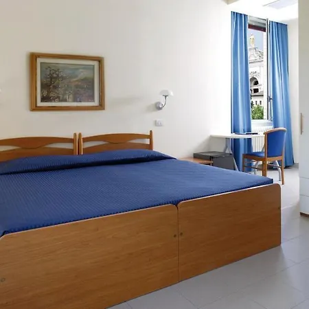 Ξενοδοχείο Domus Pacis 3*