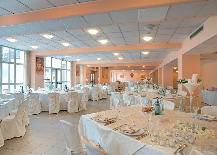 Отель Domus Pacis