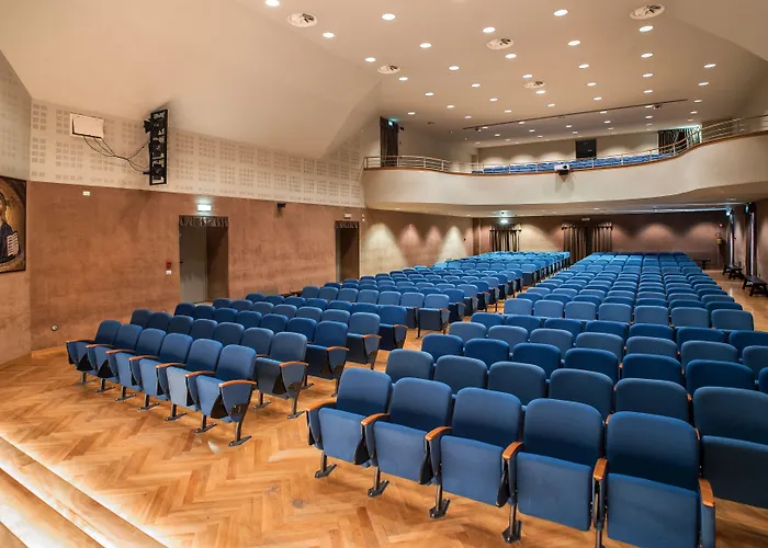 酒店 Domus Pacis 3*