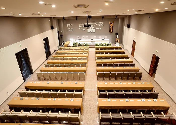 酒店 Domus Pacis 3*